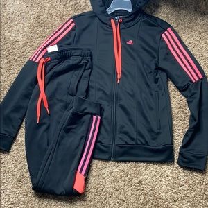 Women’s Adidas Sweatsuit